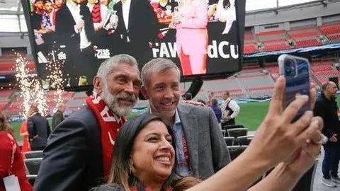 砥砺前行，刘军帅海牛防线坚如磐石：未尝辉煌，何谈传奇，勇闯荆棘路，少年自强不息！