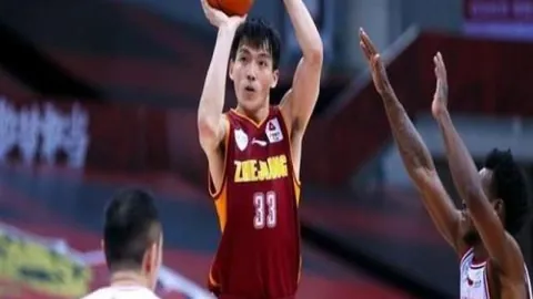 内幕：帕拉西奥斯停赛影响，大学生足球进攻分析