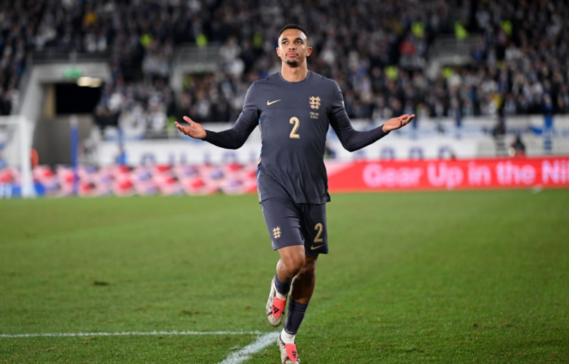 阿莫林：明天我40岁生日，决定和球员们一起加班训练😁.